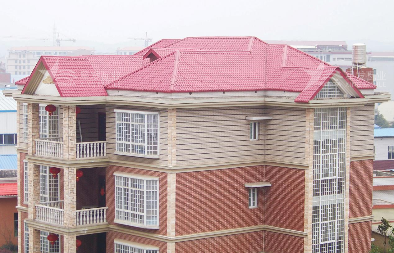 農村自建房屋面瓦首選，樹(shù)脂瓦讓您屋面蓬蓽生輝